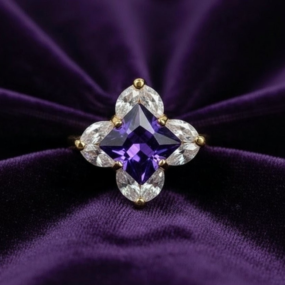 Vintage Y2K Quatrefoil Cocktail Ring – 14K Gold Overlay Amethyst Crystal